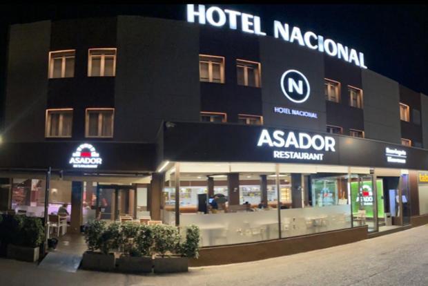 Nacional 3*
